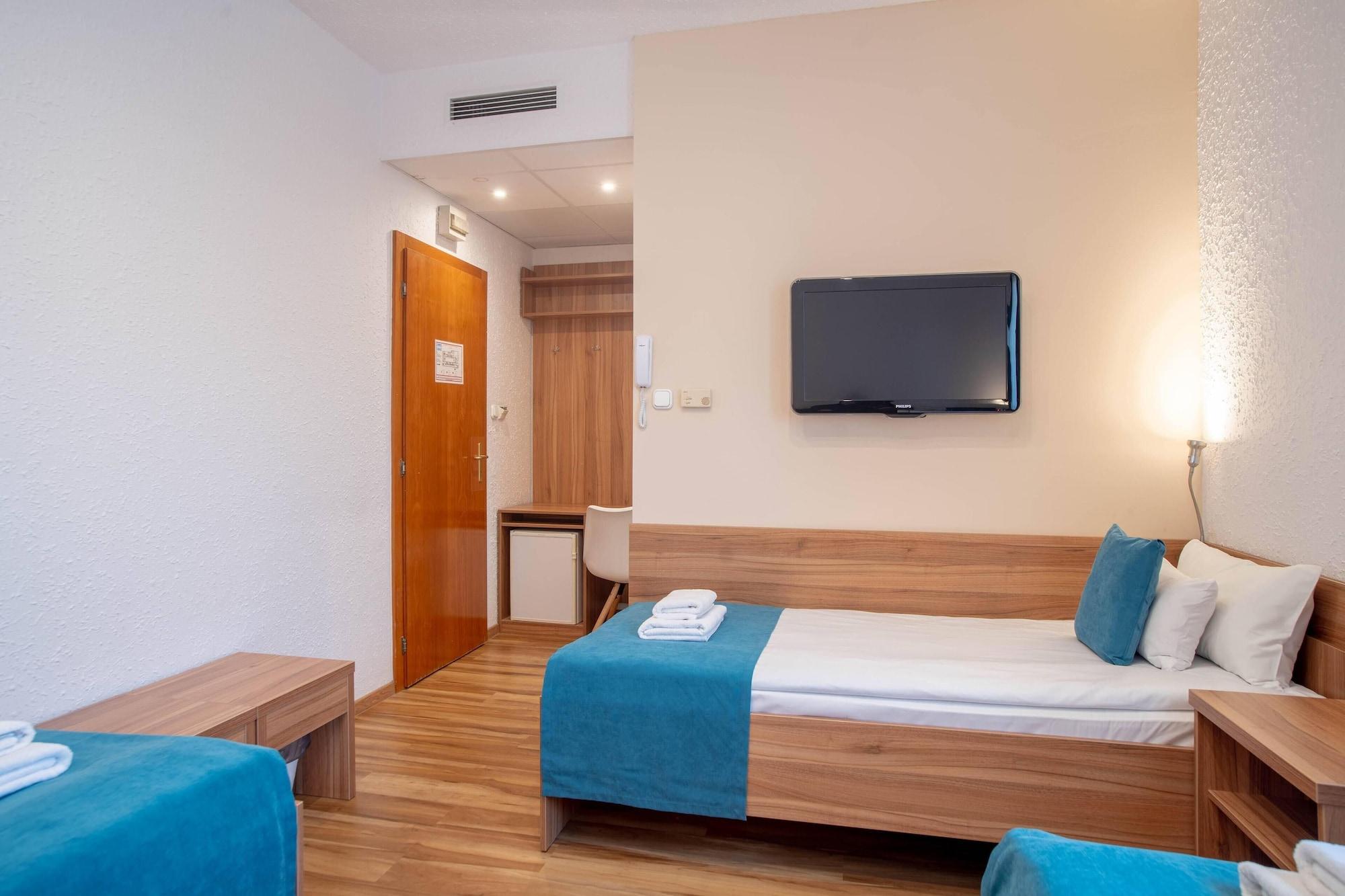 Homoky Hotels Bestline Hotel Budapeste Exterior foto