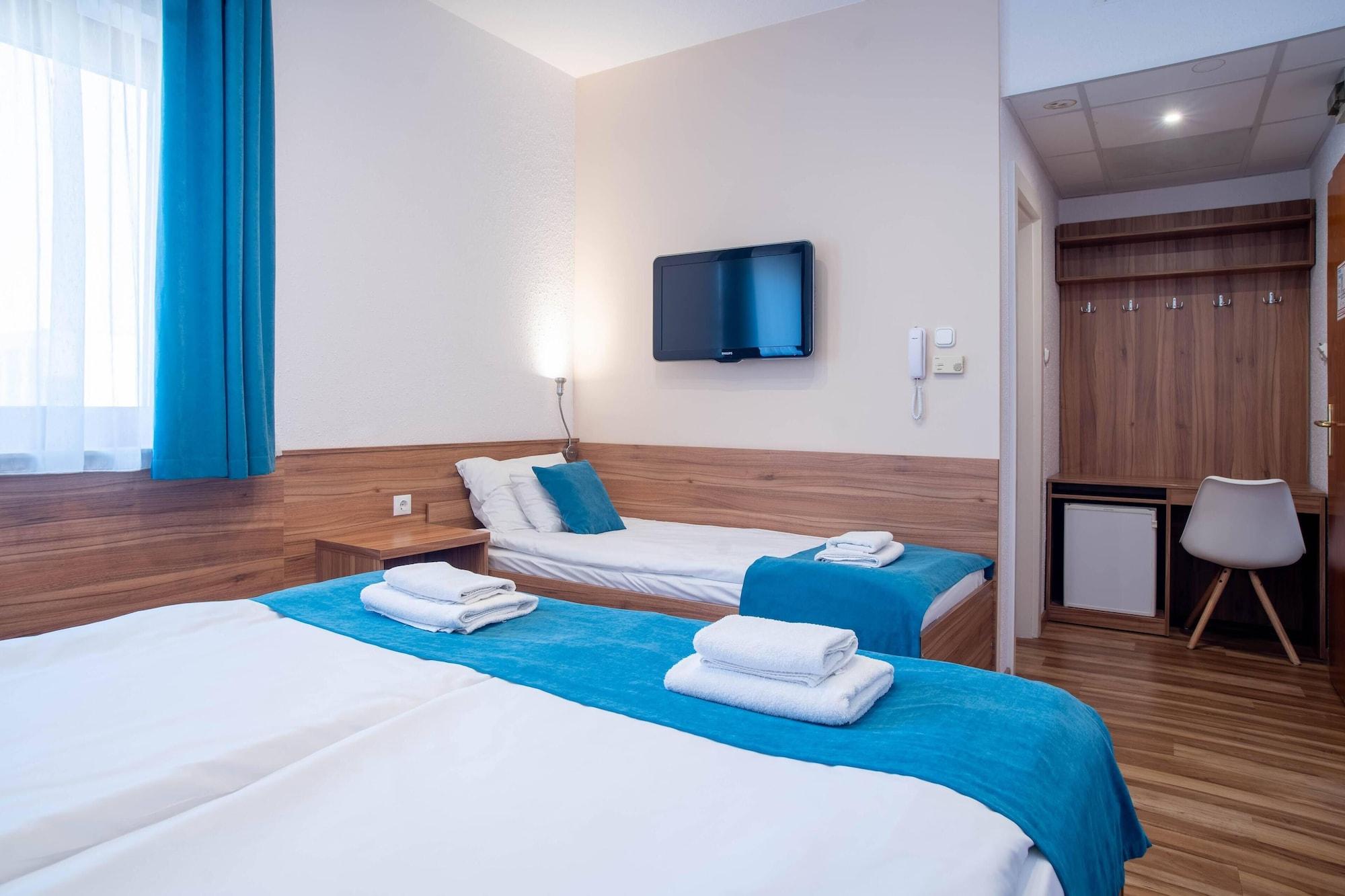 Homoky Hotels Bestline Hotel Budapeste Exterior foto